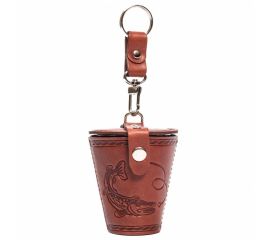 Стаканы и рюмки в чехлах из натуральной кожи